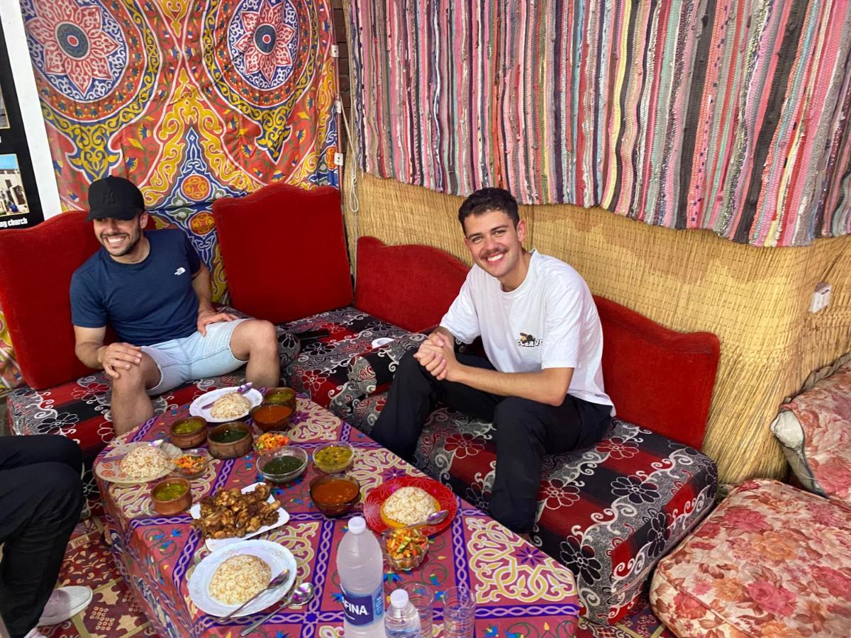 Jana Pyramids View In 3 Bed and Breakfast Kafret el-Gabal Εξωτερικό φωτογραφία
