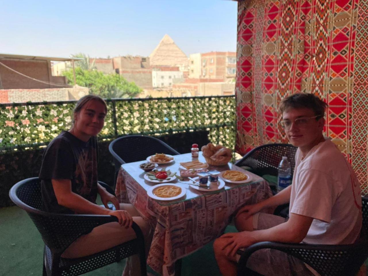 Jana Pyramids View In 3 Bed and Breakfast Kafret el-Gabal Εξωτερικό φωτογραφία